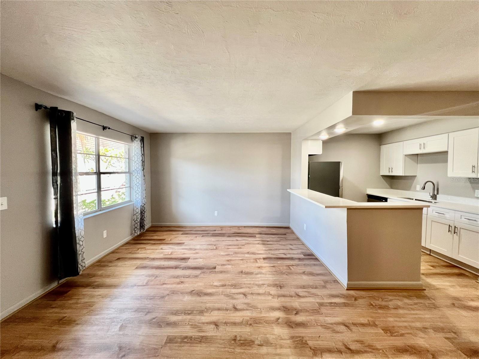 9221 TUDOR DR #A104, TAMPA, FL, 33615