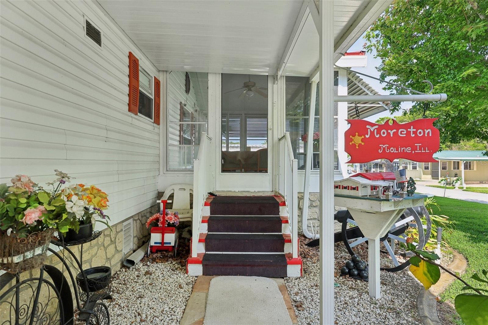 1901 BROOKSIDE DR, MOUNT DORA, FL, 32757