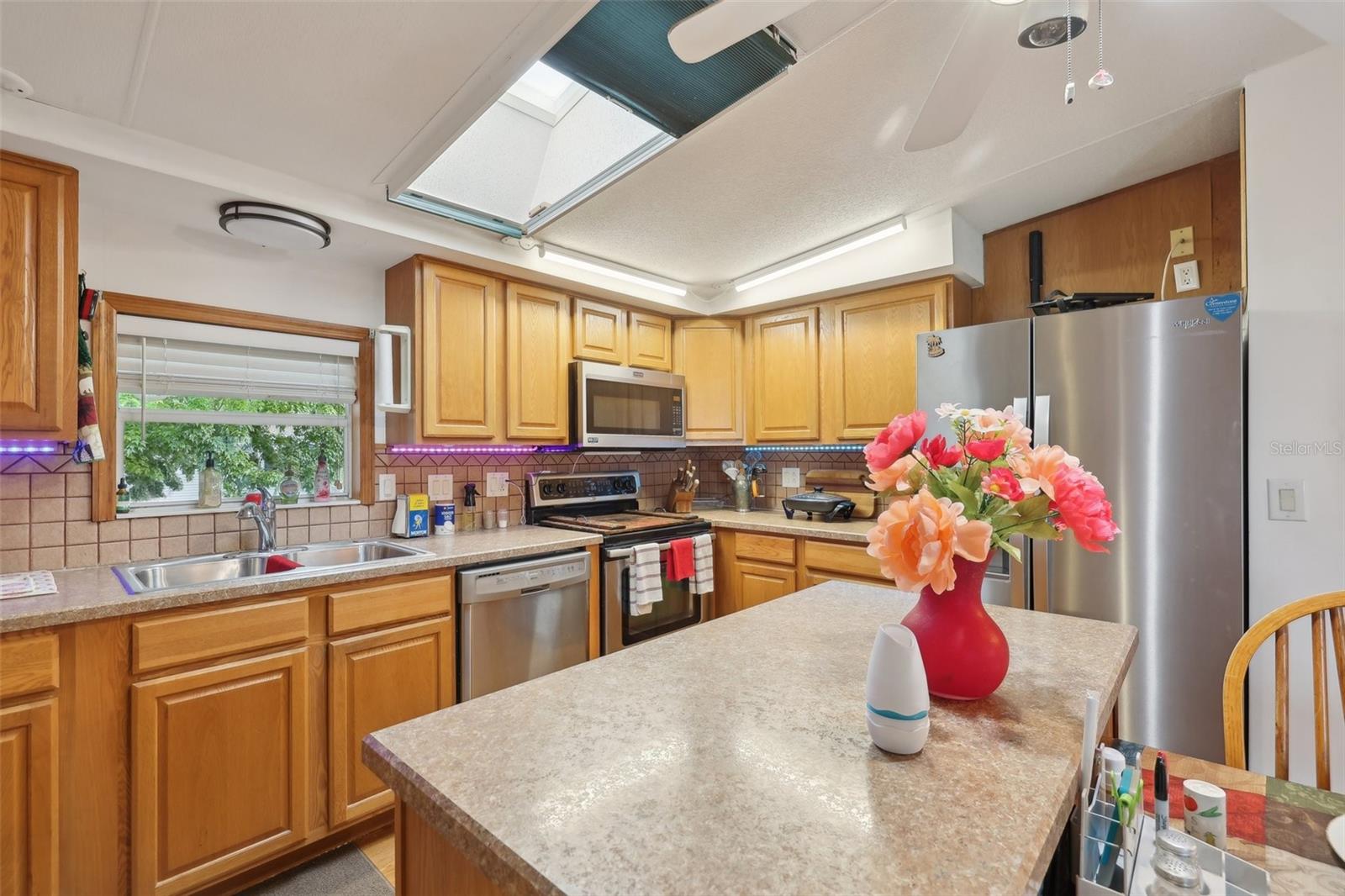 1901 BROOKSIDE DR, MOUNT DORA, FL, 32757