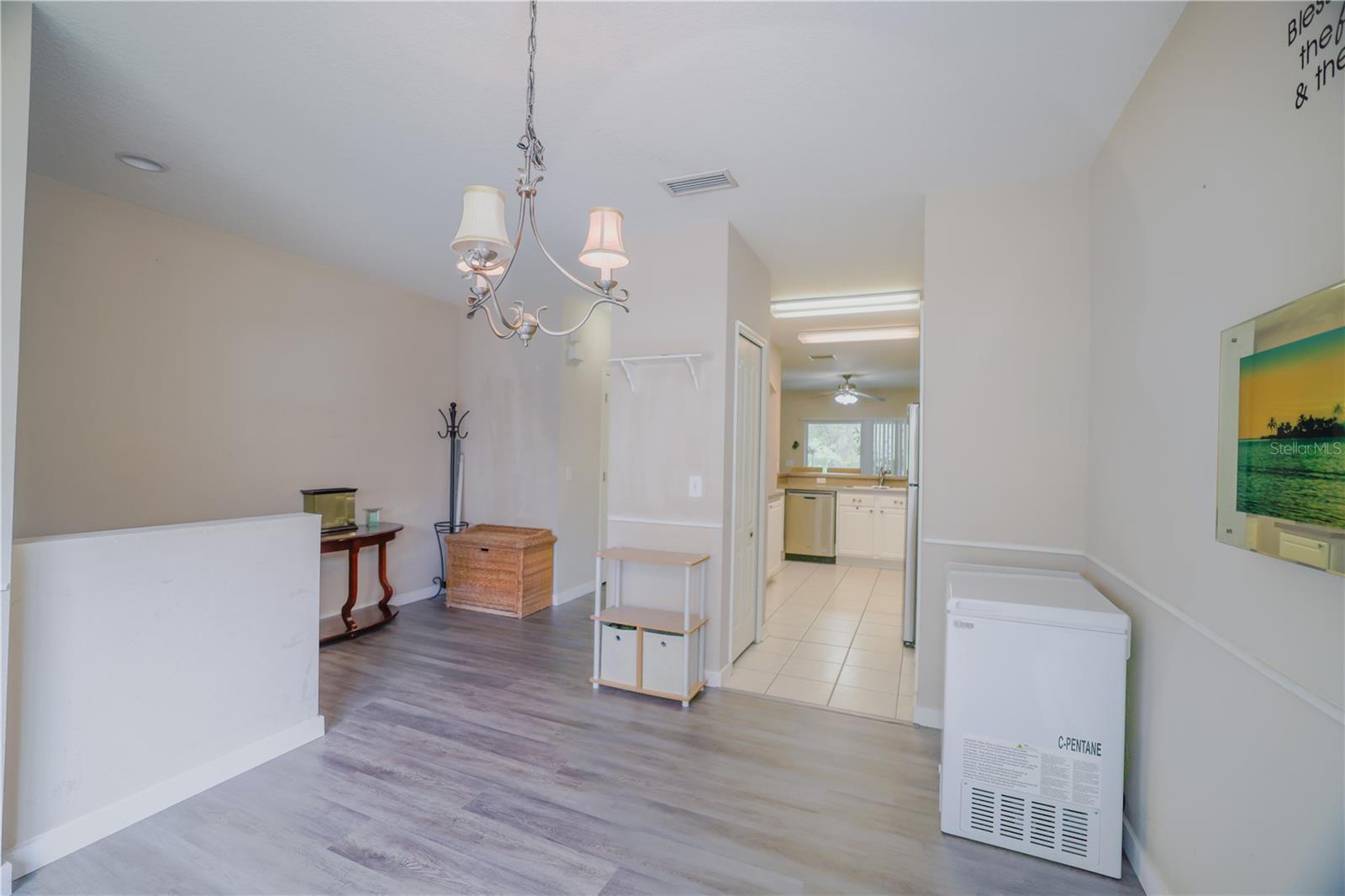 15733 FISHHAWK FALLS DR, LITHIA, FL, 33547