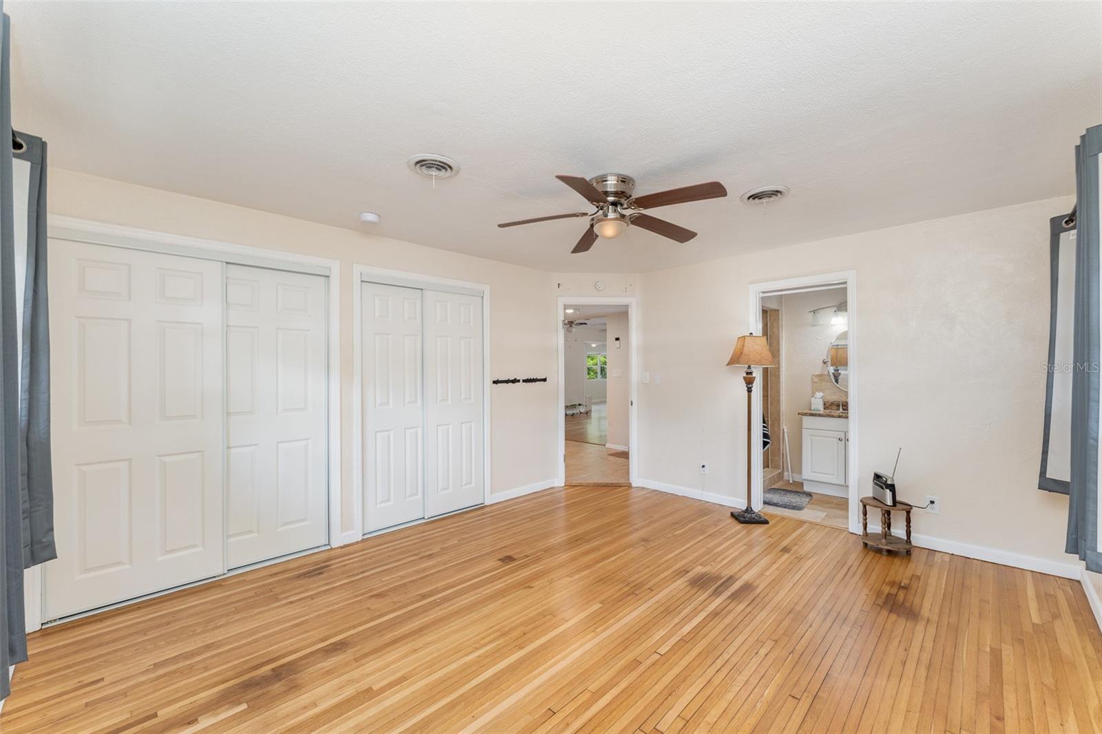 933 W QUEEN ST, LAKELAND, FL, 33803