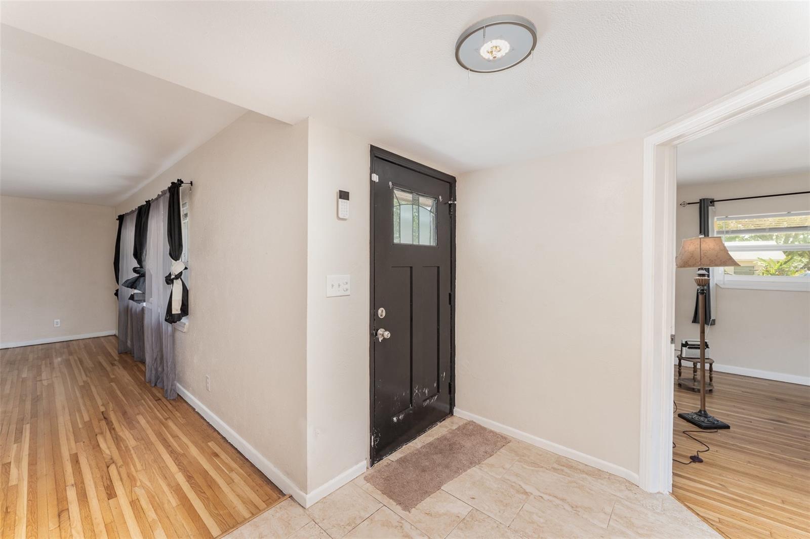 933 W QUEEN ST, LAKELAND, FL, 33803