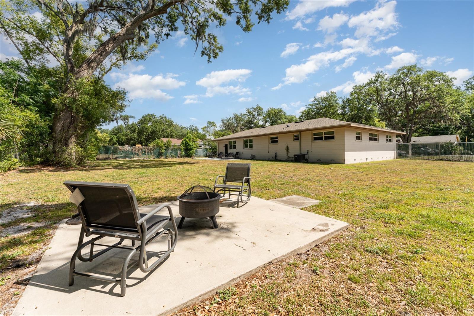 933 W QUEEN ST, LAKELAND, FL, 33803