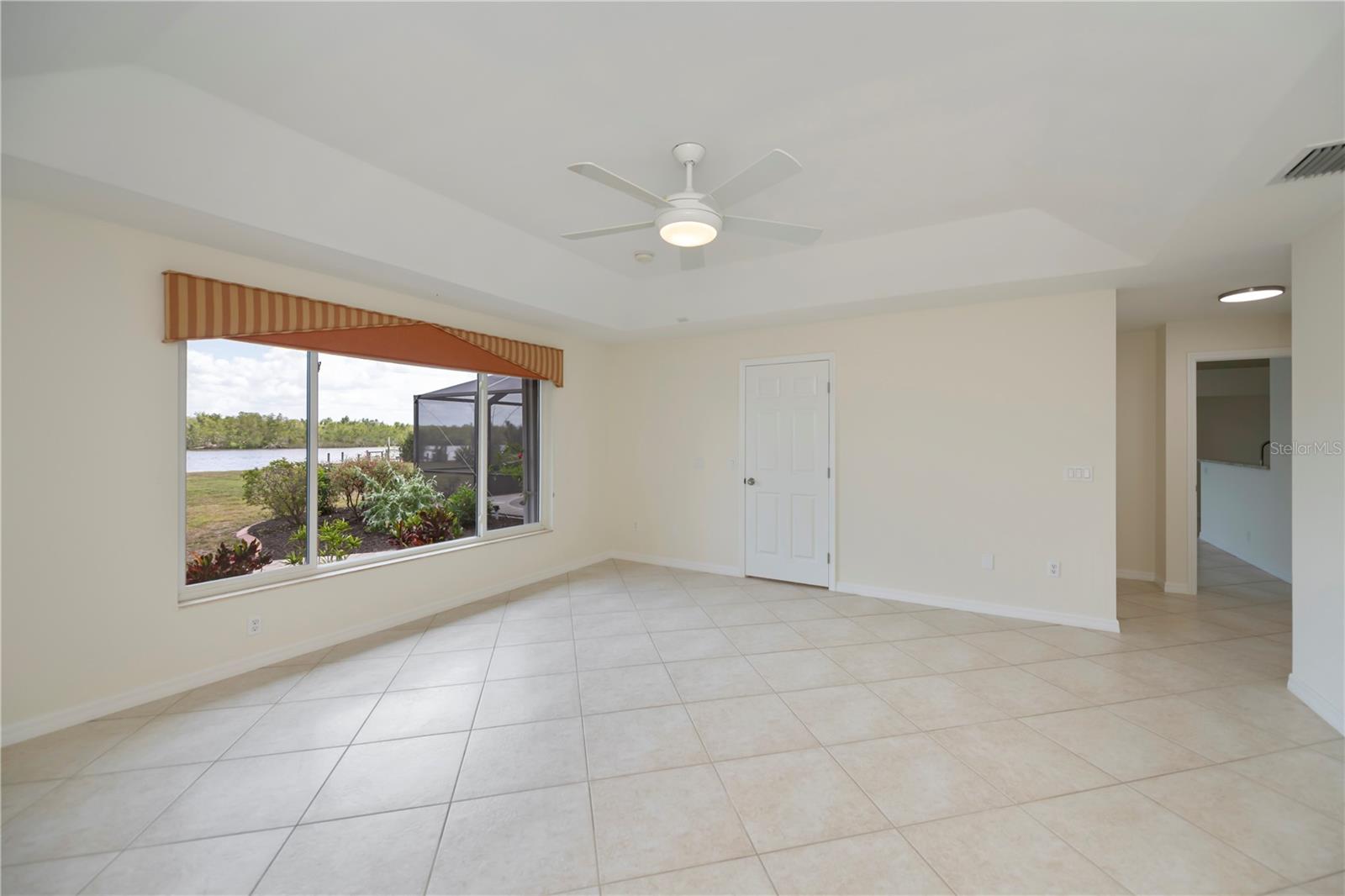 2404 HARBOUR DR, PUNTA GORDA, FL, 33983