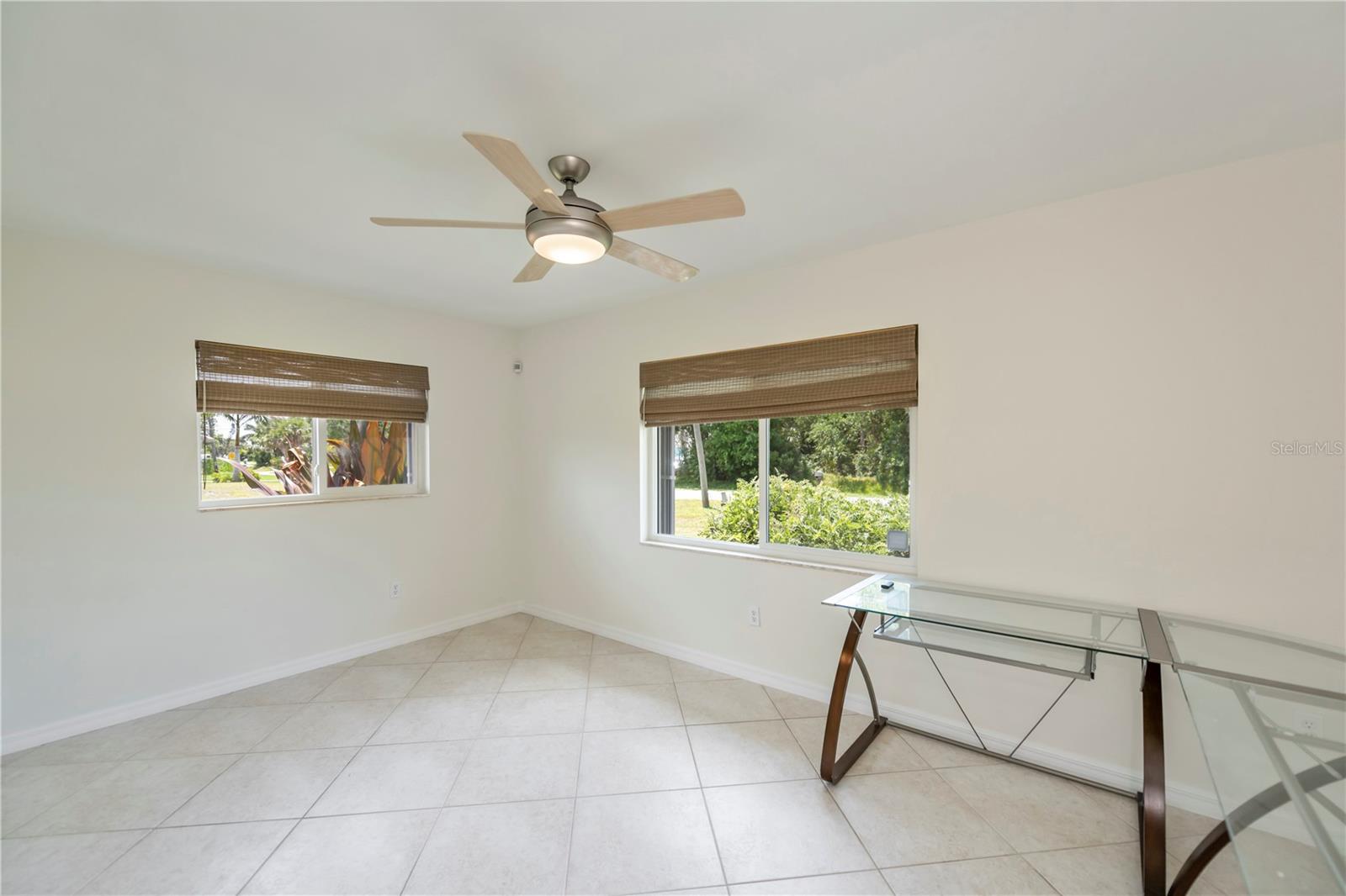 2404 HARBOUR DR, PUNTA GORDA, FL, 33983