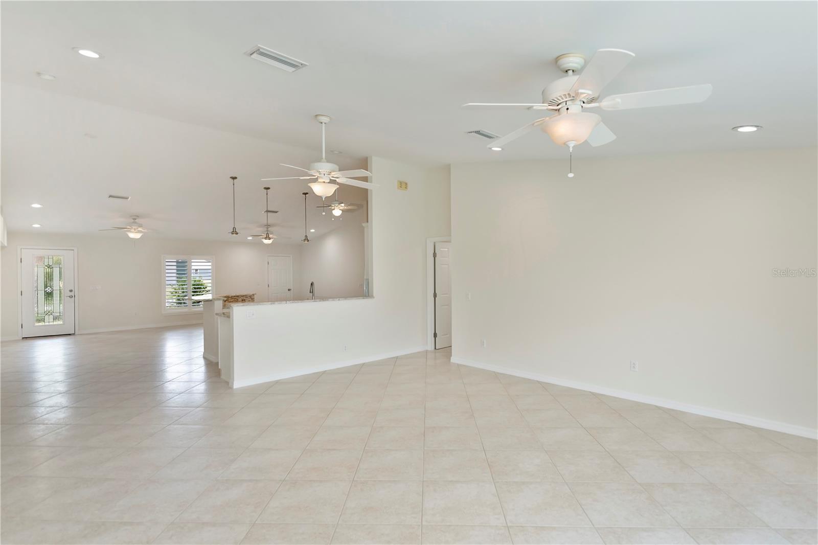 2404 HARBOUR DR, PUNTA GORDA, FL, 33983
