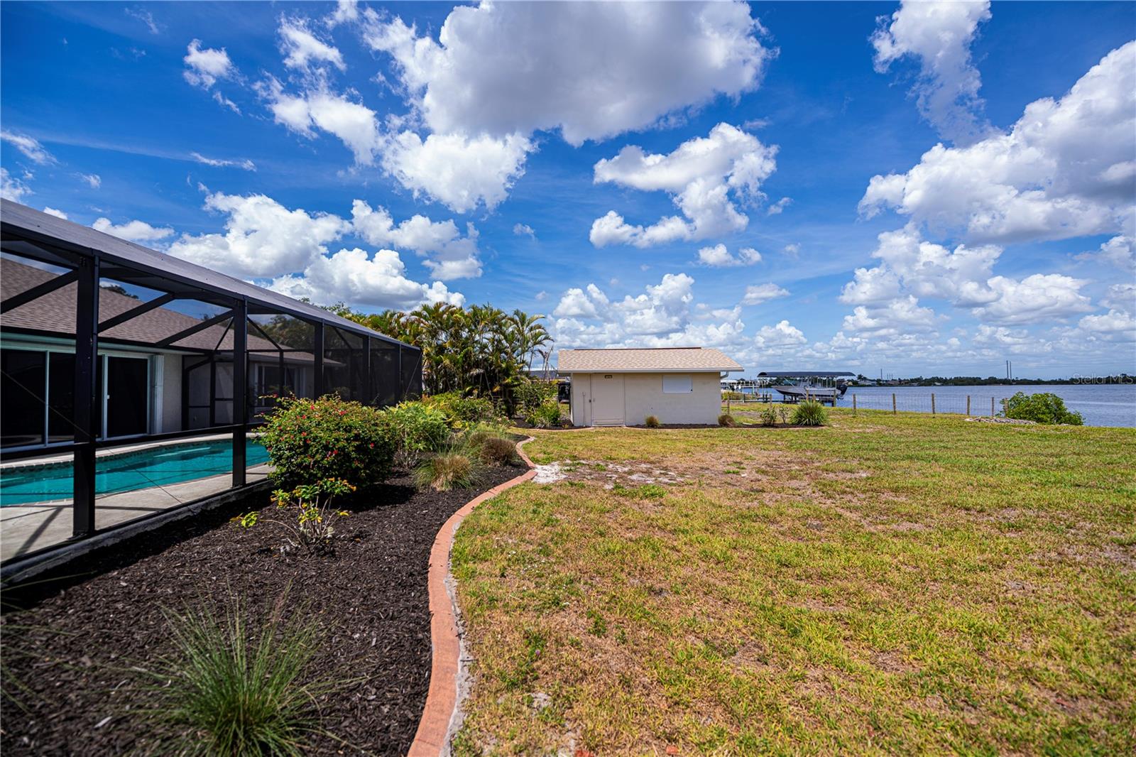 2404 HARBOUR DR, PUNTA GORDA, FL, 33983