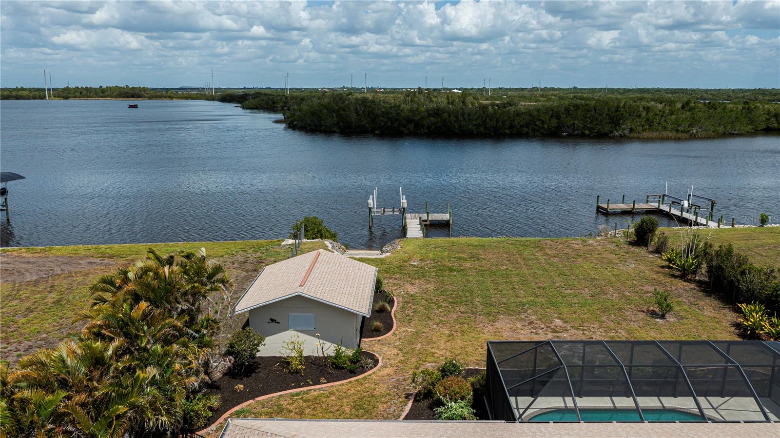 2404 HARBOUR DR, PUNTA GORDA, FL, 33983