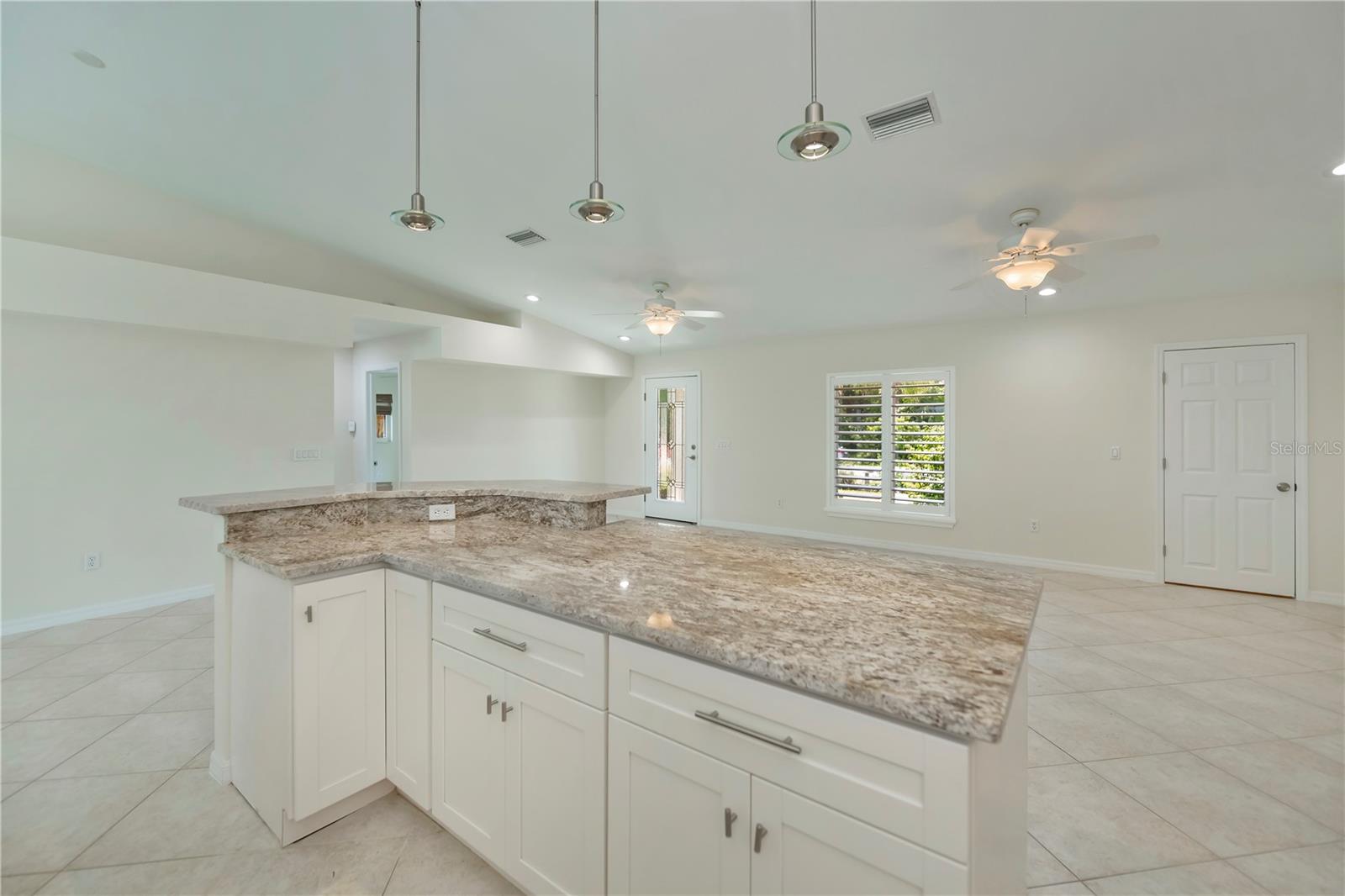 2404 HARBOUR DR, PUNTA GORDA, FL, 33983