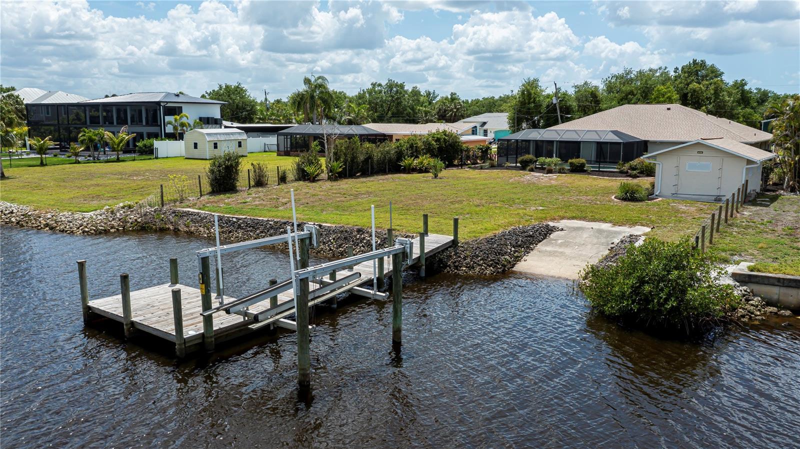 2404 HARBOUR DR, PUNTA GORDA, FL, 33983