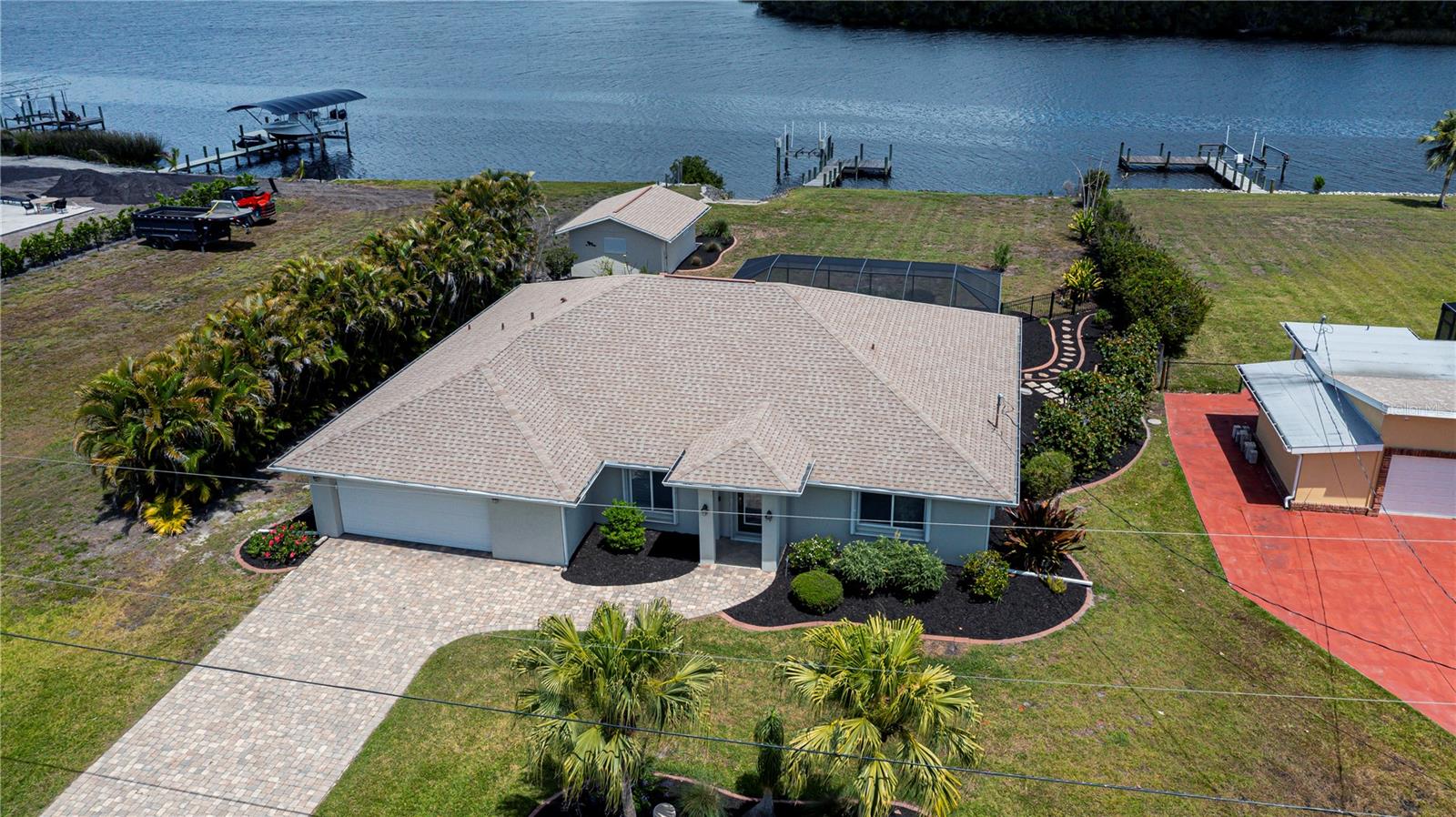 2404 HARBOUR DR, PUNTA GORDA, FL, 33983