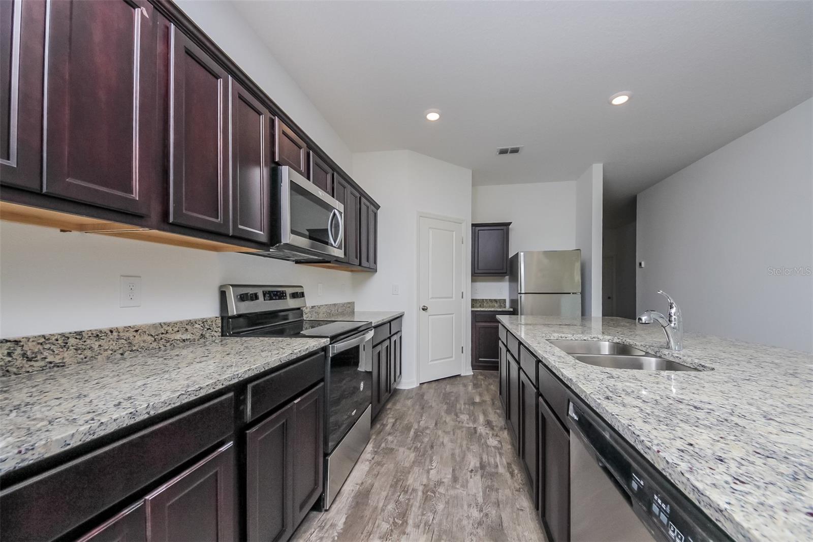 130 HIDDEN LAKE LOOP, HAINES CITY, FL, 33844