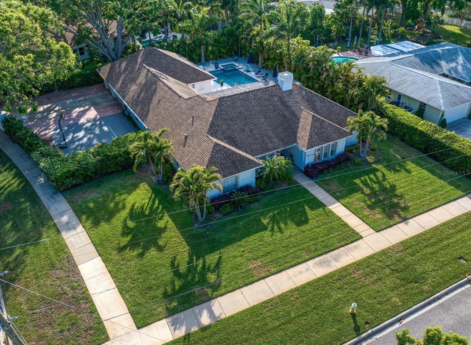 307 OLEANDER RD, BELLEAIR, FL, 33756