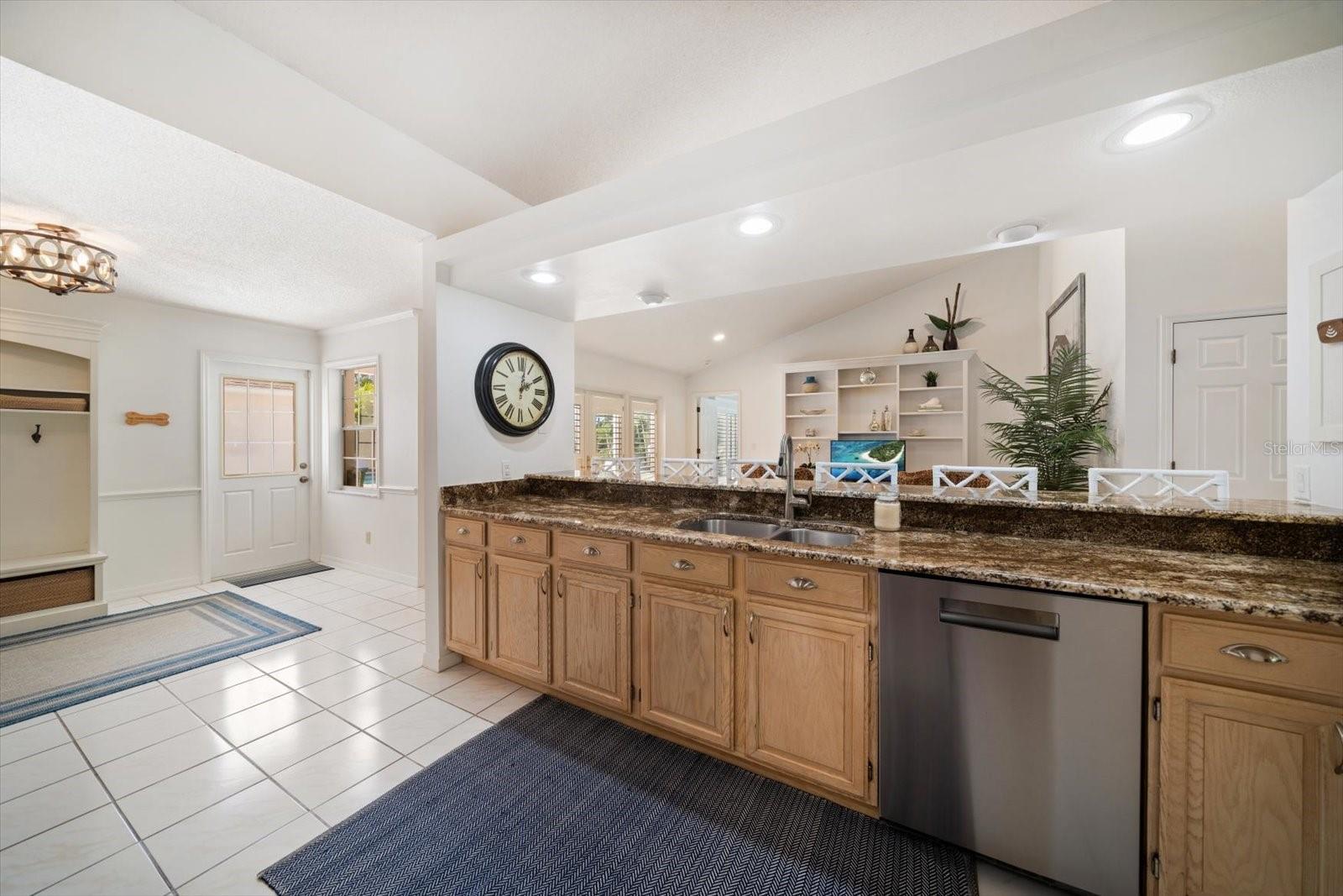 307 OLEANDER RD, BELLEAIR, FL, 33756