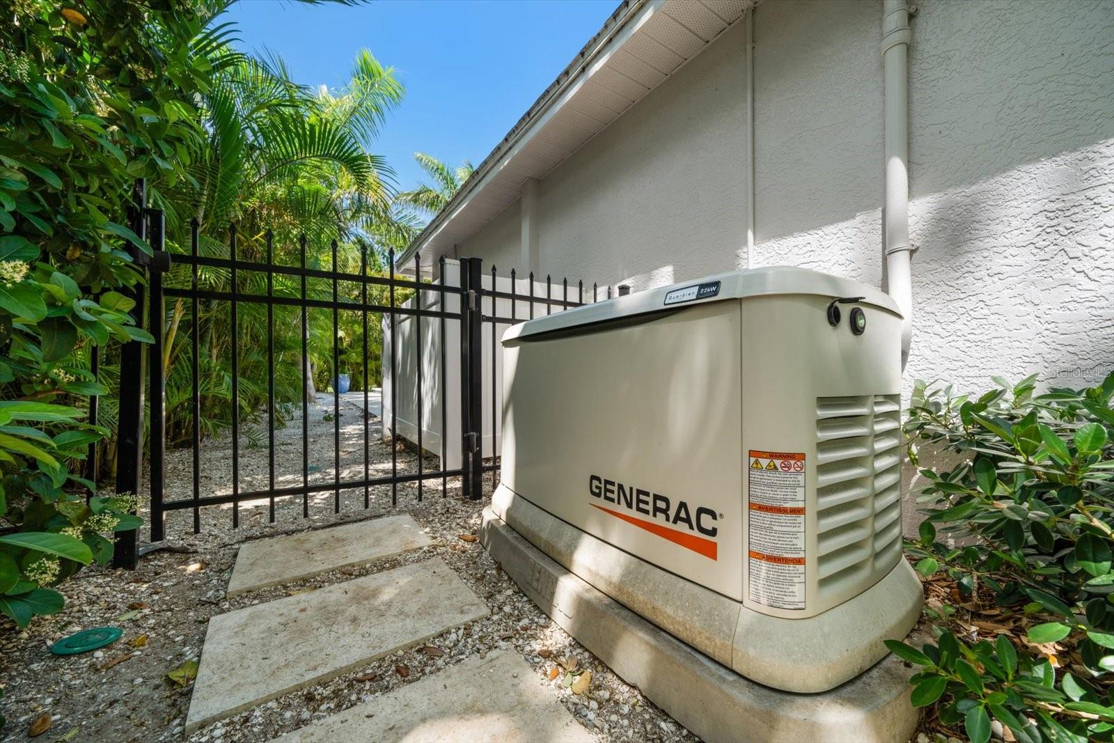 307 OLEANDER RD, BELLEAIR, FL, 33756