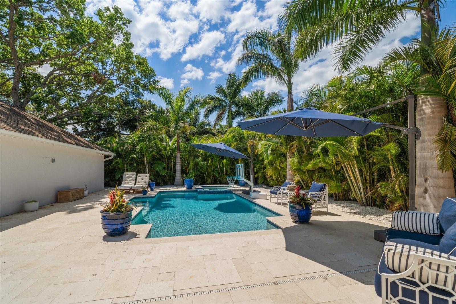 307 OLEANDER RD, BELLEAIR, FL, 33756