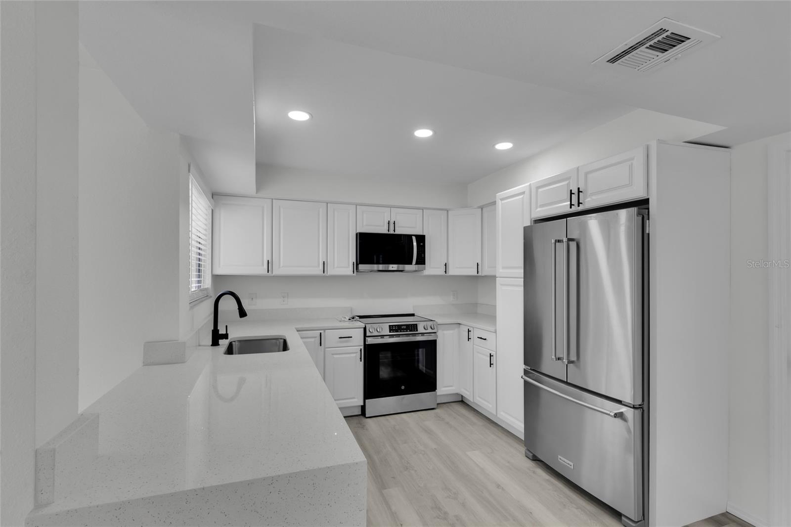 4940 SPRING RUN AVE, ORLANDO, FL, 32819