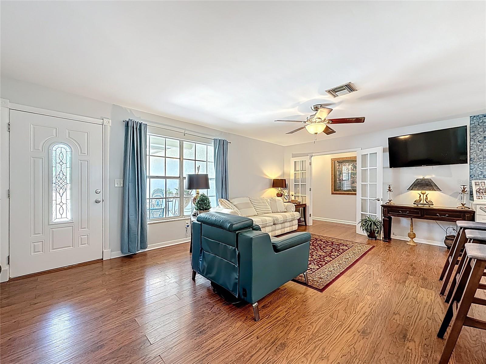 7030 DALKEITH AVE N, ST PETERSBURG, FL, 33709