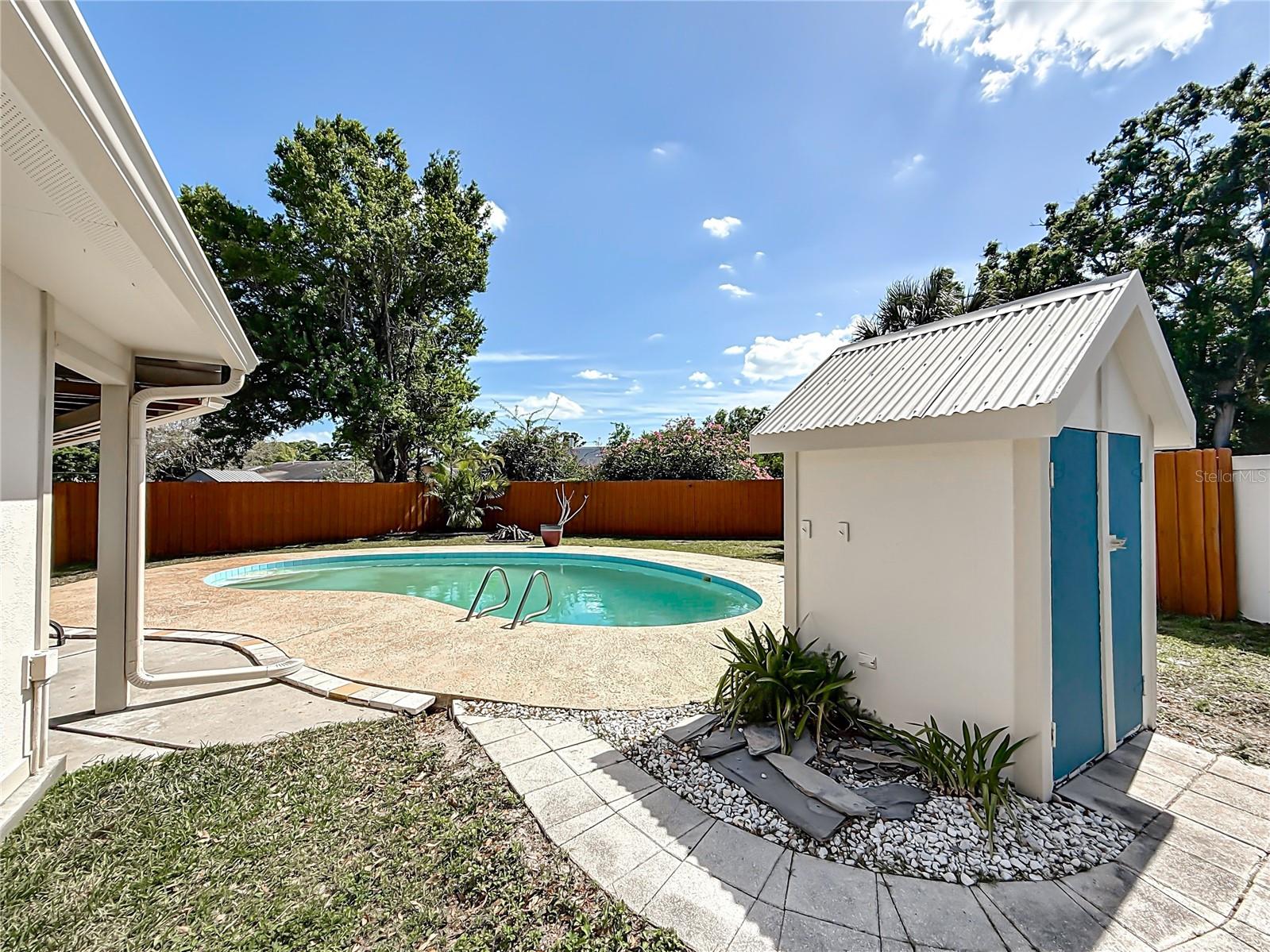 7030 DALKEITH AVE N, ST PETERSBURG, FL, 33709