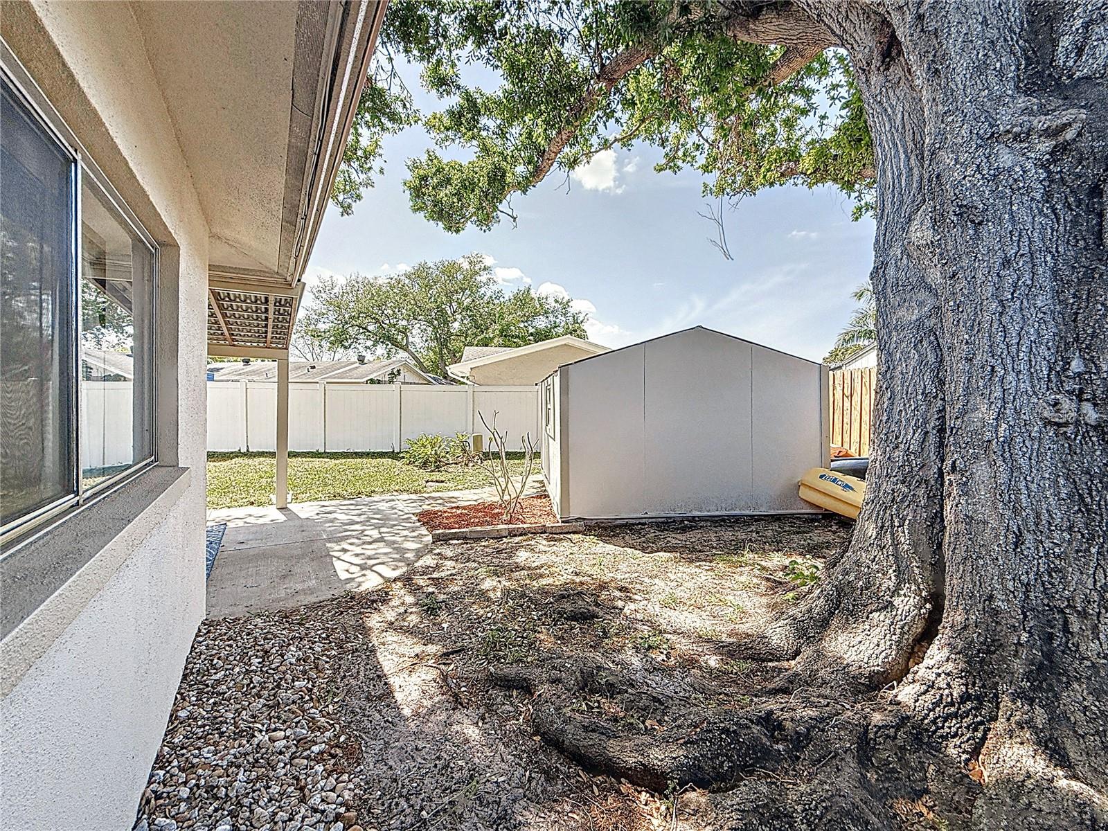 7030 DALKEITH AVE N, ST PETERSBURG, FL, 33709