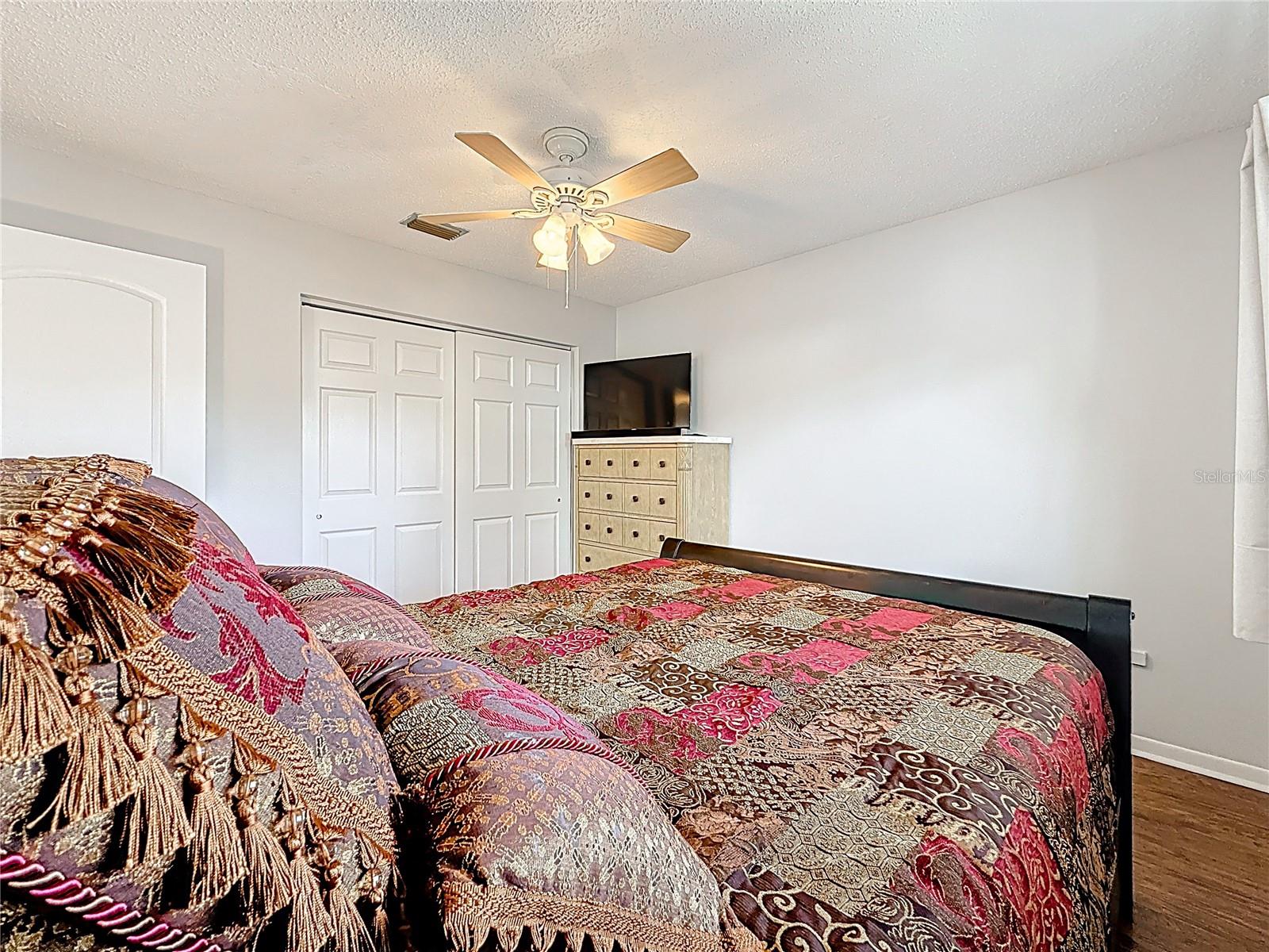 7030 DALKEITH AVE N, ST PETERSBURG, FL, 33709