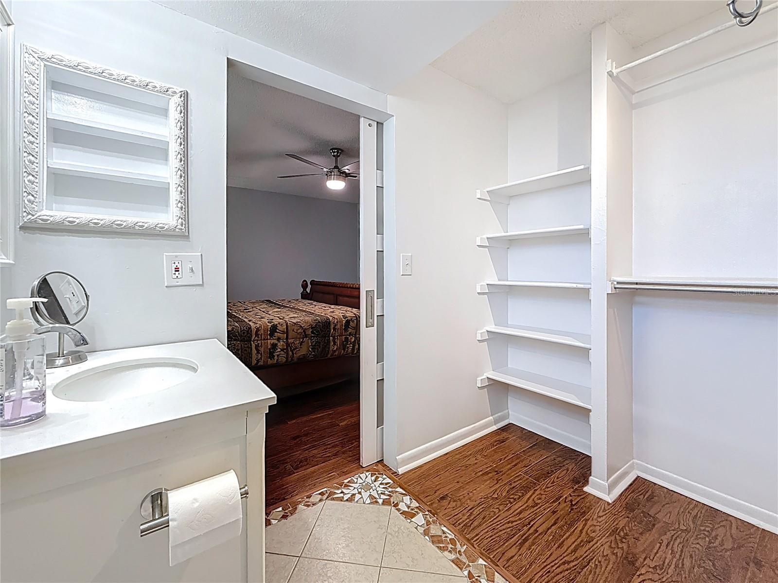 7030 DALKEITH AVE N, ST PETERSBURG, FL, 33709