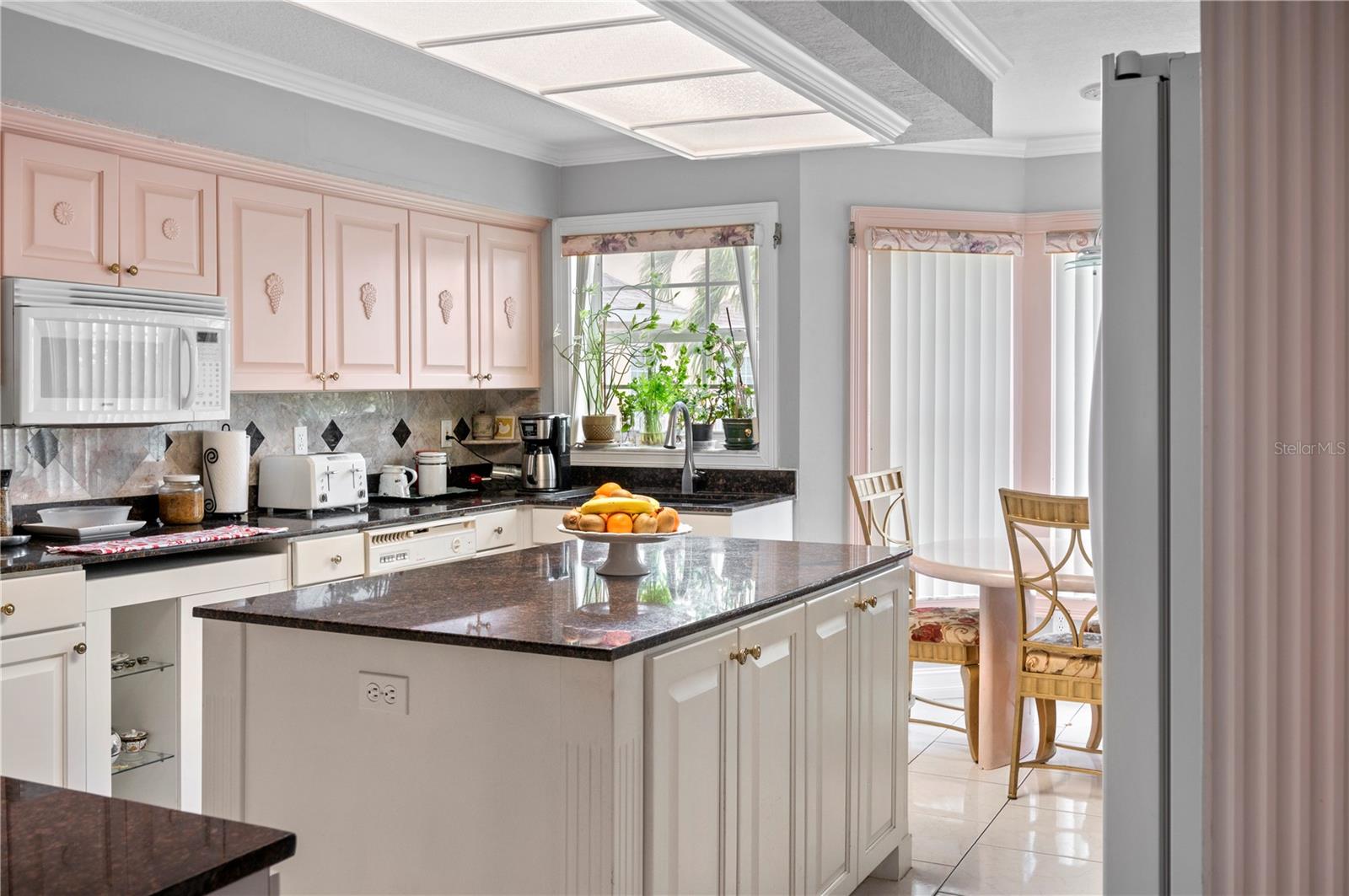 320 BATH CLUB BLVD S, NORTH REDINGTON BEACH, FL, 33708