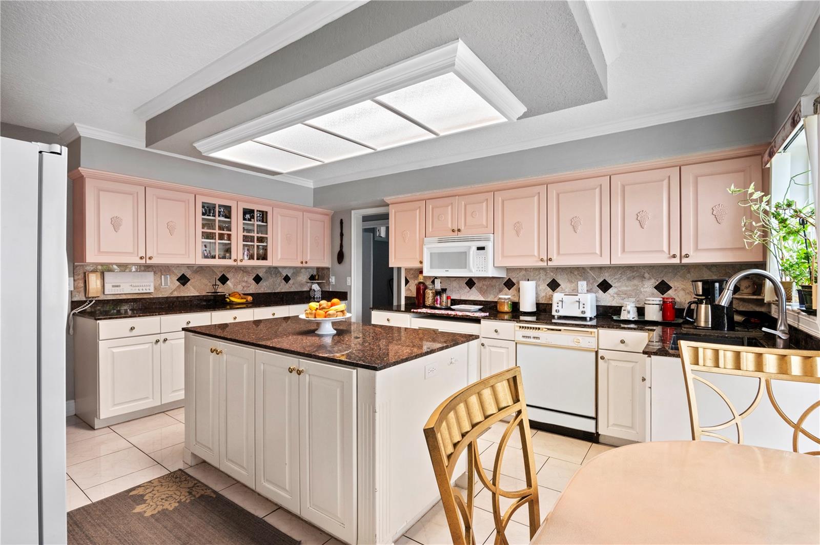 320 BATH CLUB BLVD S, NORTH REDINGTON BEACH, FL, 33708