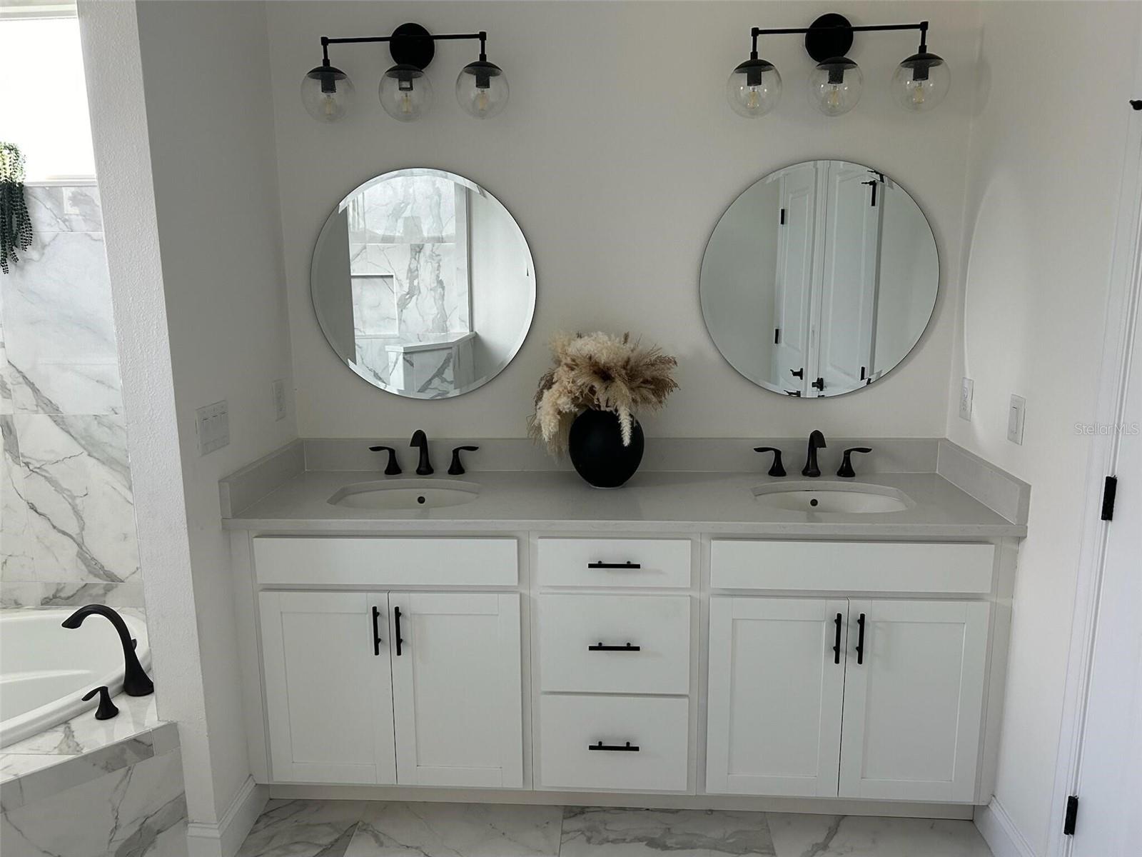 13 BARKLEY LN, PALM COAST, FL, 32137