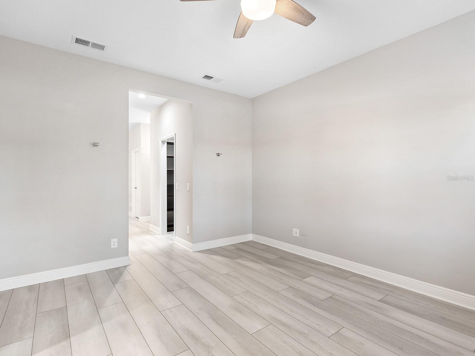 8142 MIRAMAR WAY #71, LAKEWOOD RANCH, FL, 34202