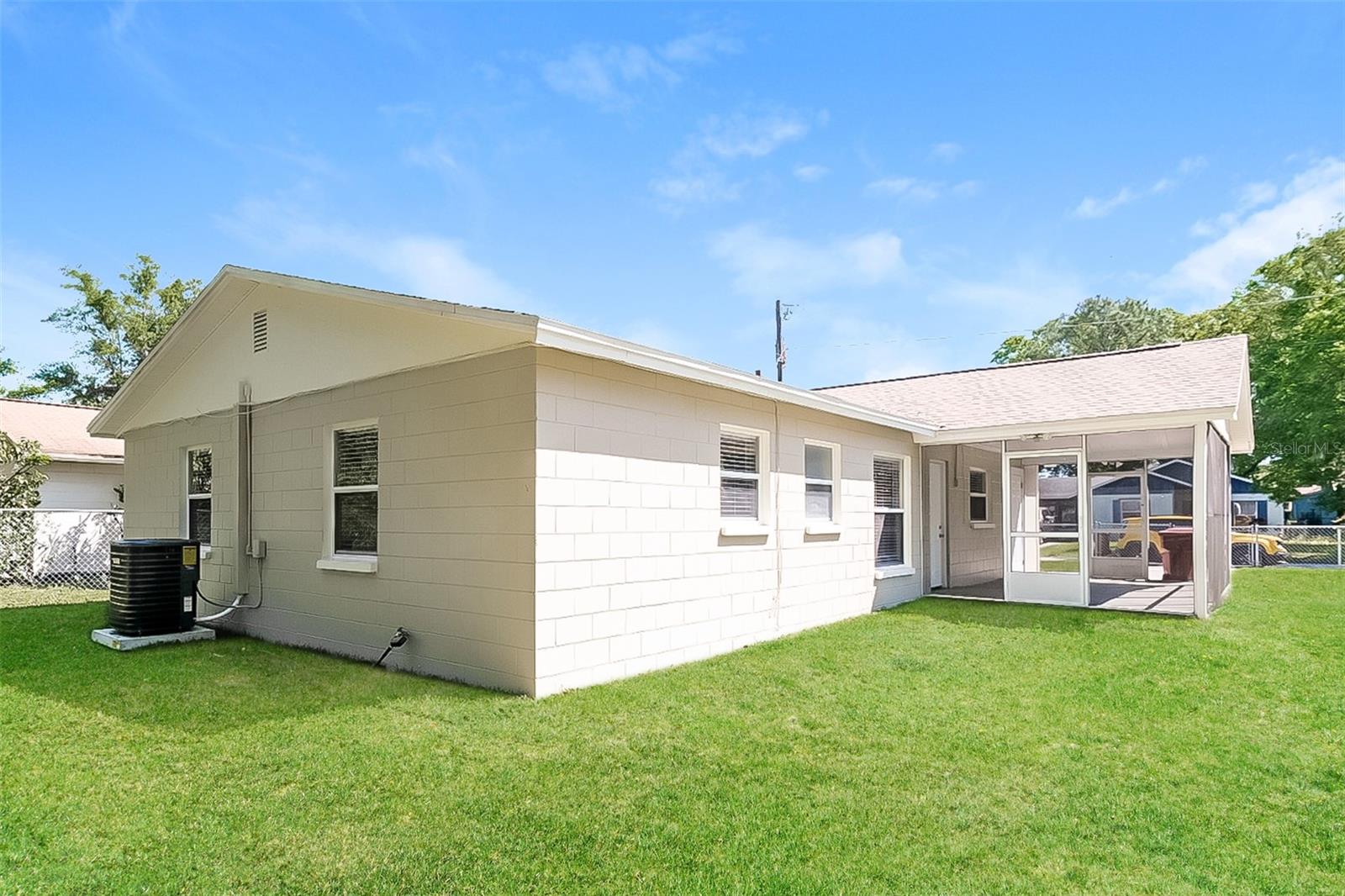 903 S EMPIRE ST, PLANT CITY, FL, 33563