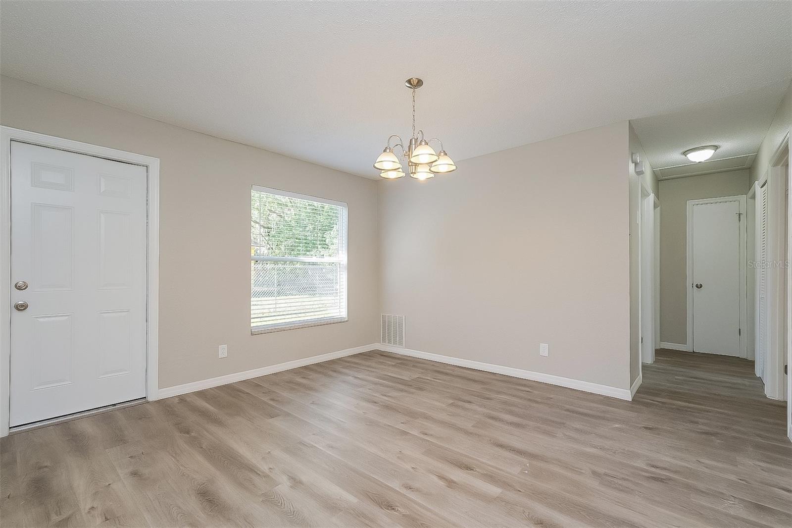 903 S EMPIRE ST, PLANT CITY, FL, 33563