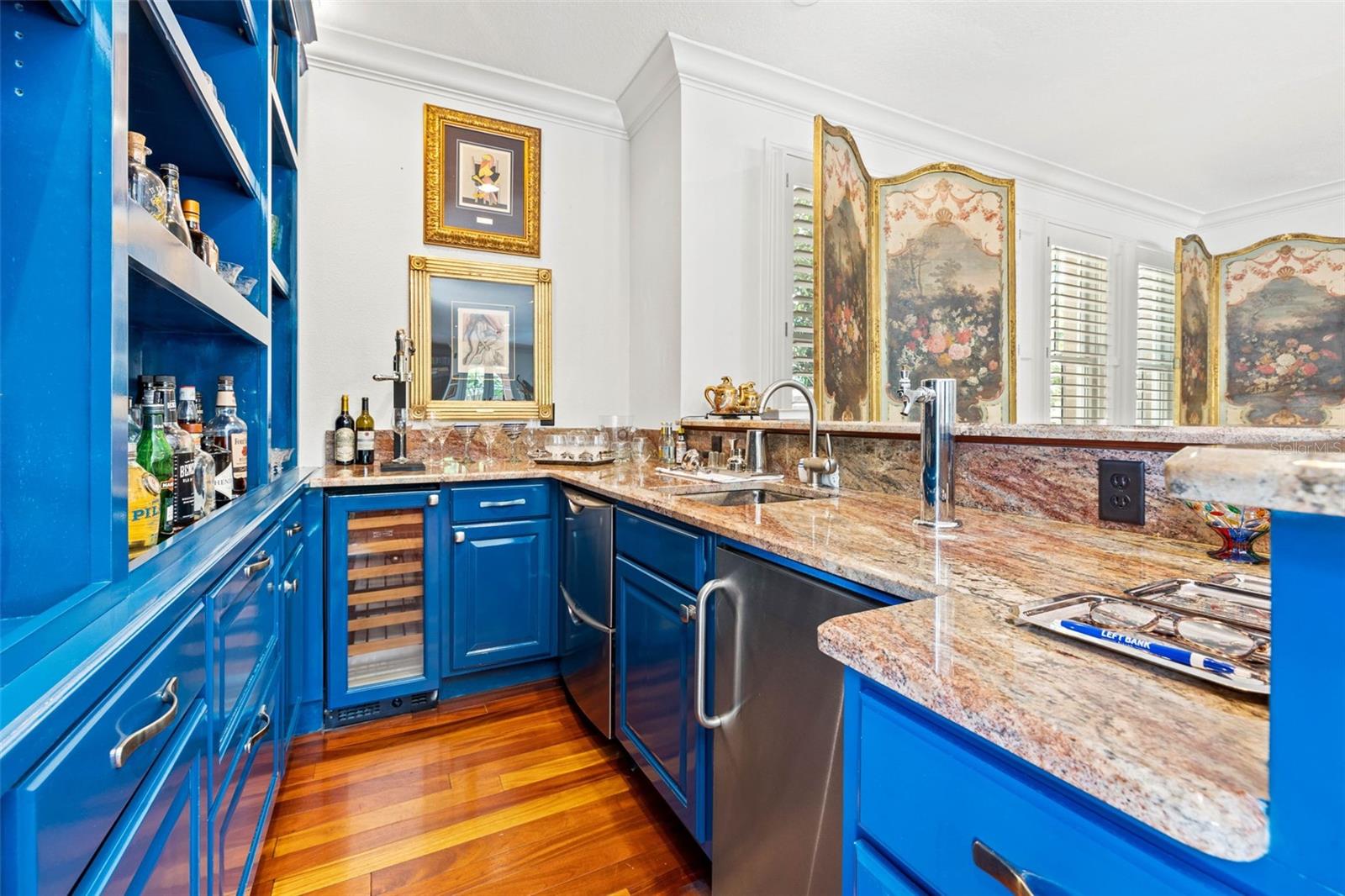 1124 SEVILLE LN NE, ST PETERSBURG, FL, 33704