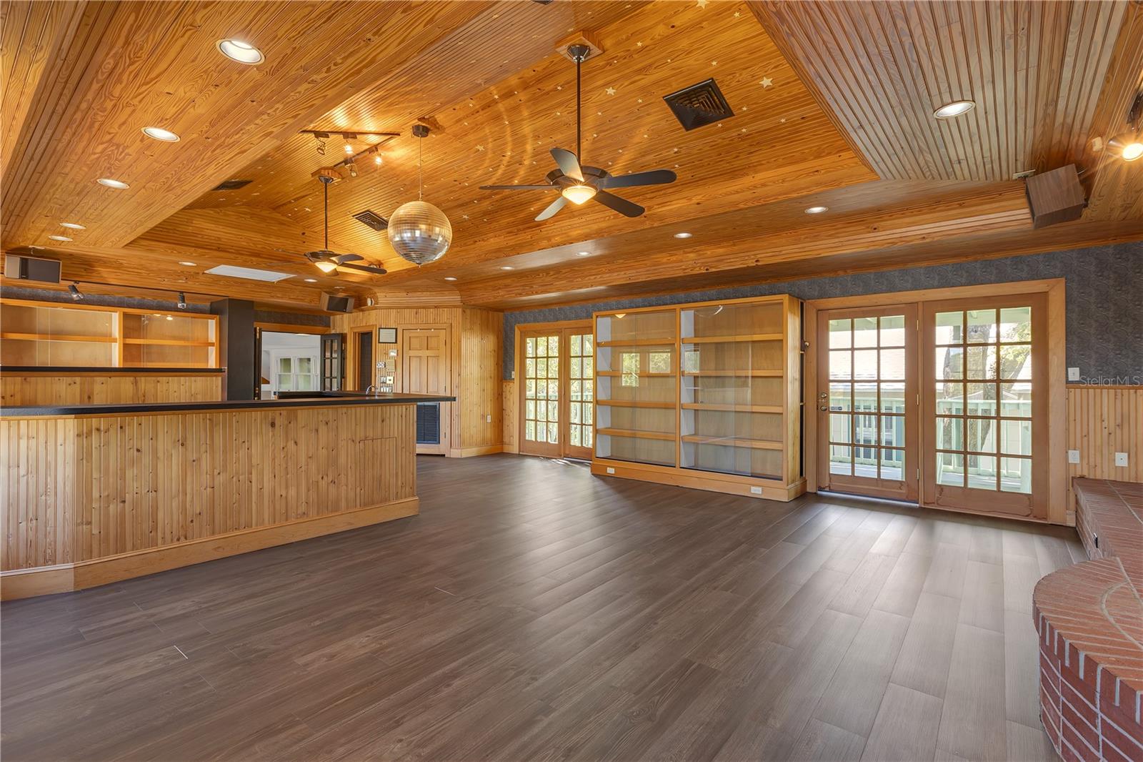 5410 N SEMINOLE AVE, TAMPA, FL, 33604