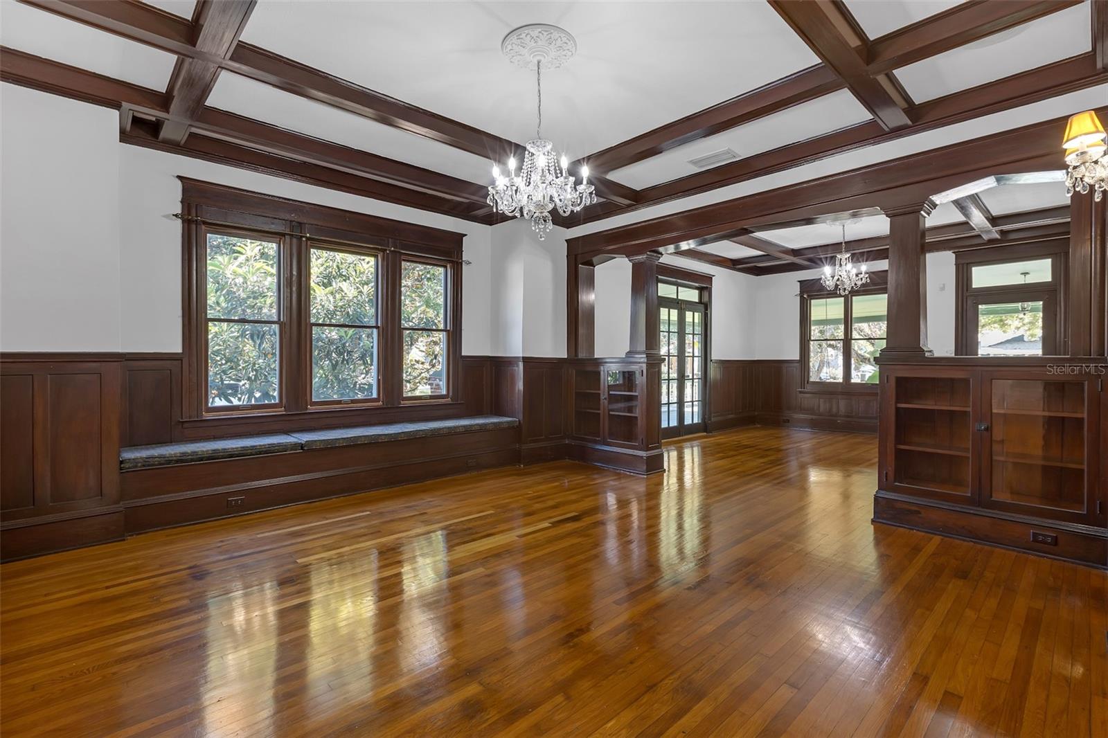 5410 N SEMINOLE AVE, TAMPA, FL, 33604