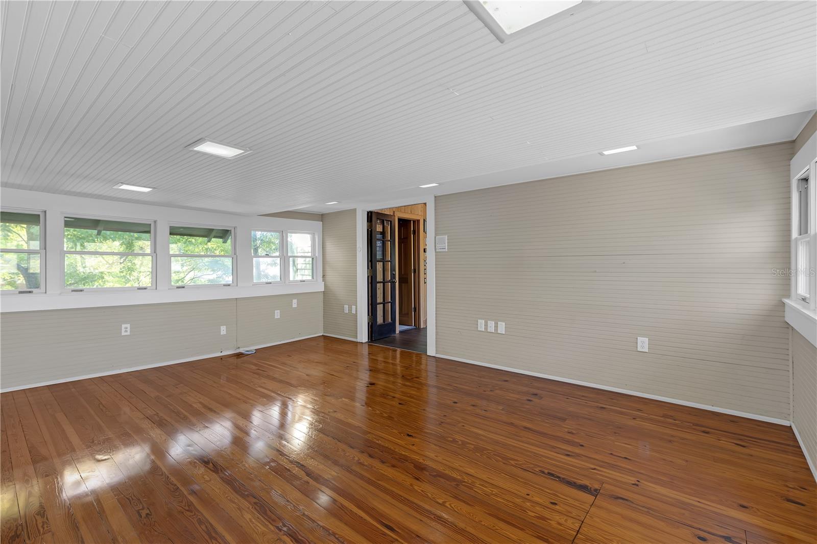 5410 N SEMINOLE AVE, TAMPA, FL, 33604