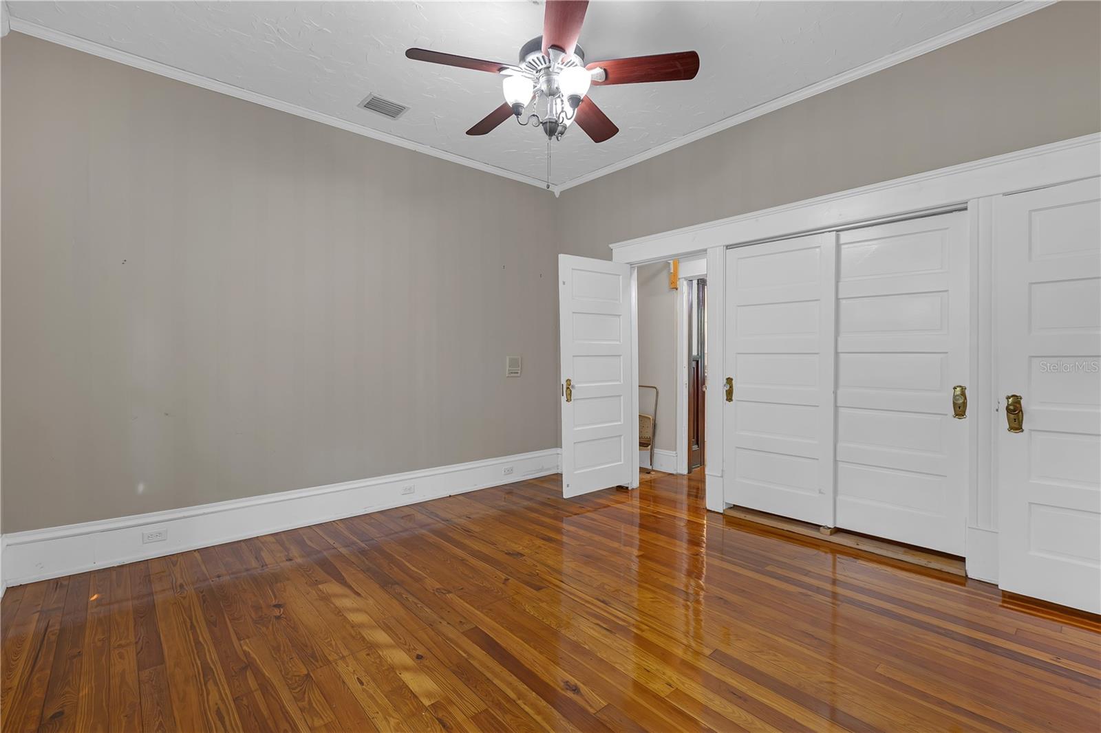 5410 N SEMINOLE AVE, TAMPA, FL, 33604