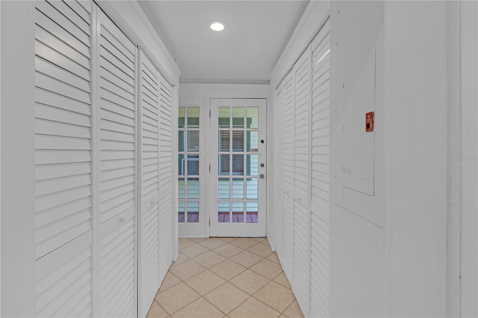 5410 N SEMINOLE AVE, TAMPA, FL, 33604