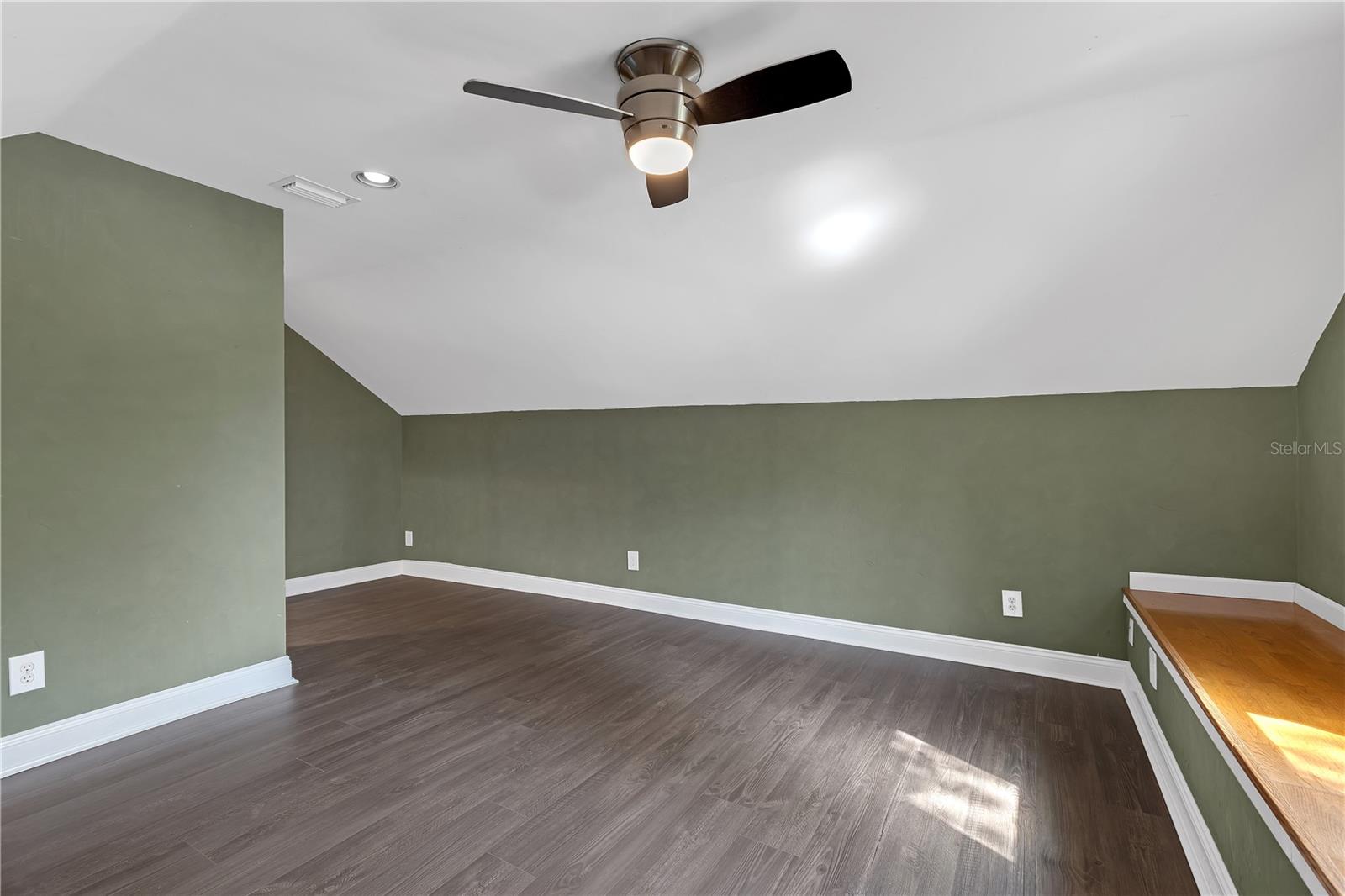 5410 N SEMINOLE AVE, TAMPA, FL, 33604