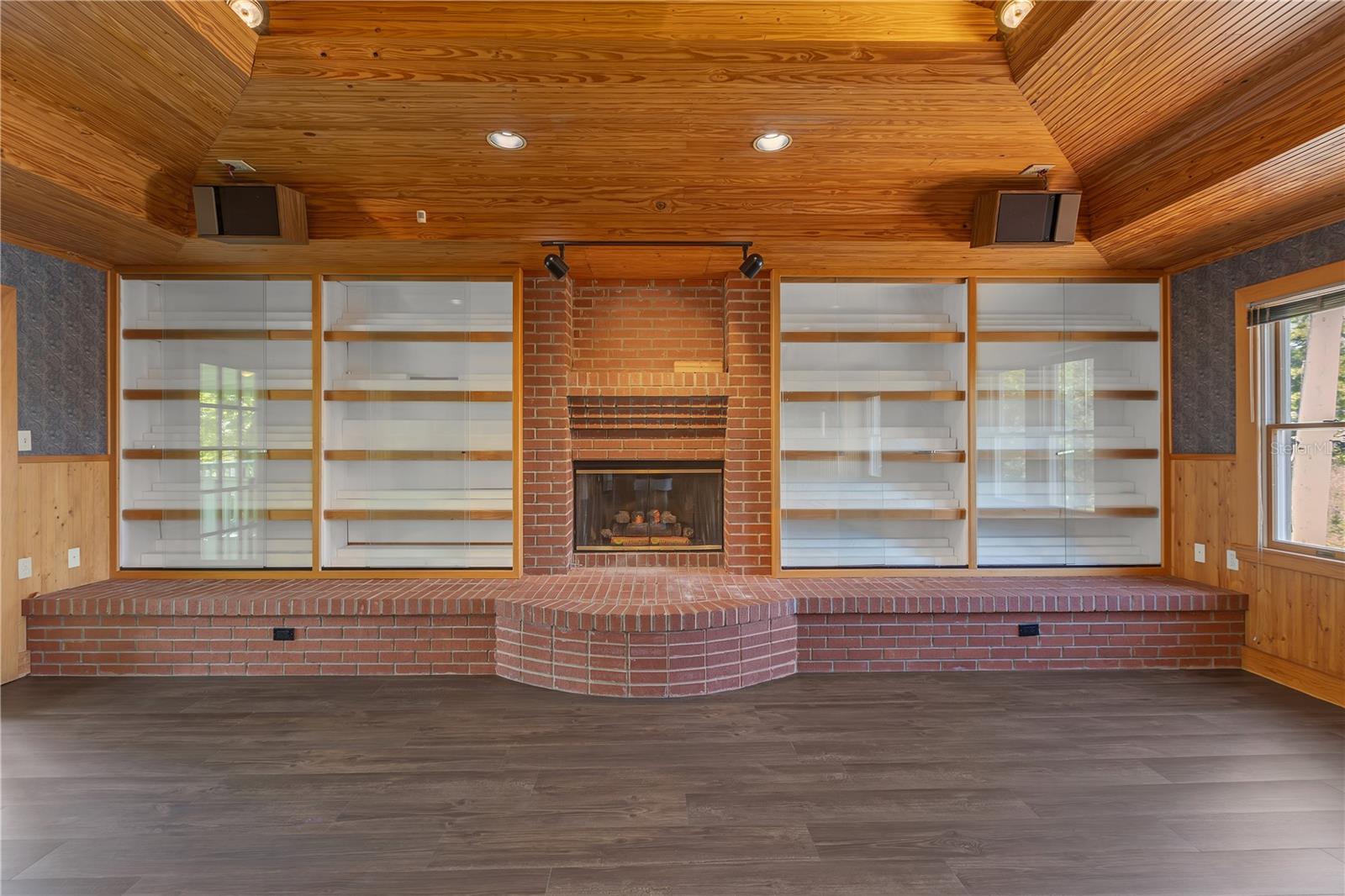 5410 N SEMINOLE AVE, TAMPA, FL, 33604