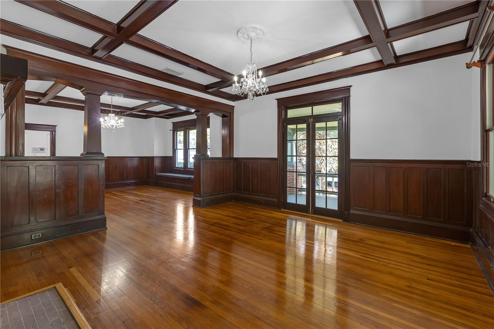 5410 N SEMINOLE AVE, TAMPA, FL, 33604