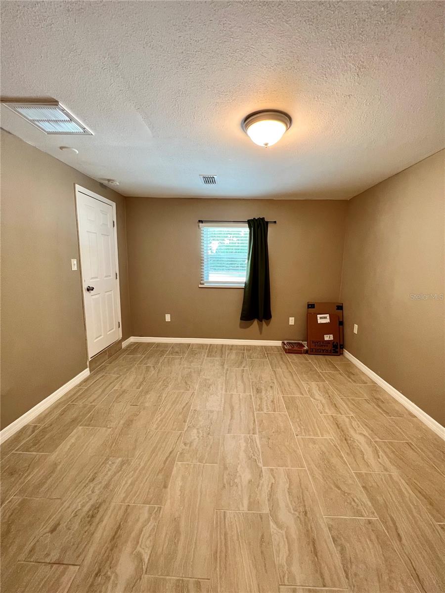 3720 W ELROD AVE, TAMPA, FL, 33611