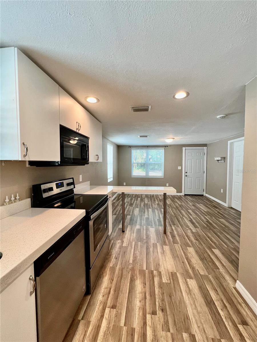 3720 W ELROD AVE, TAMPA, FL, 33611