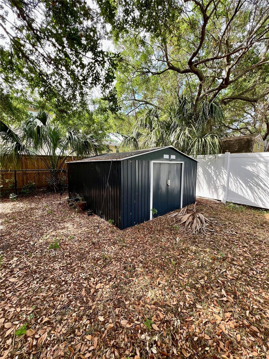 3720 W ELROD AVE, TAMPA, FL, 33611