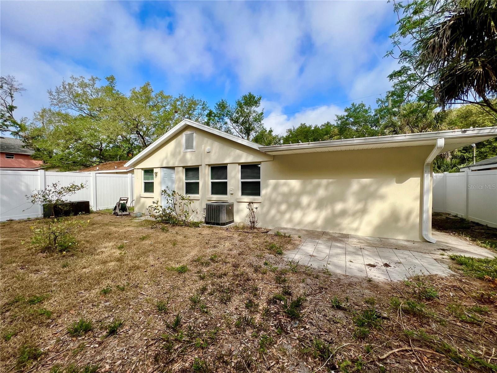 3720 W ELROD AVE, TAMPA, FL, 33611