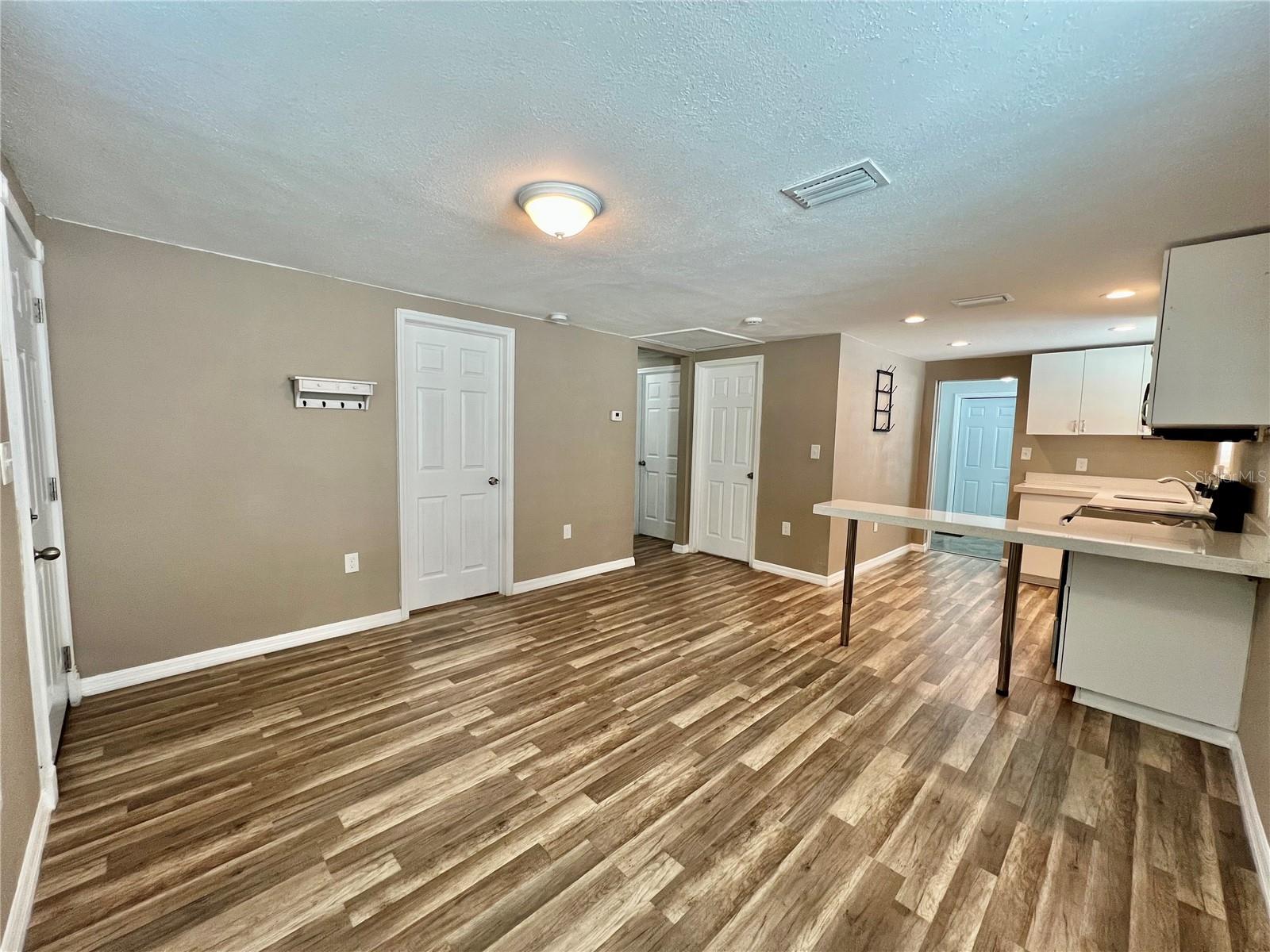 3720 W ELROD AVE, TAMPA, FL, 33611