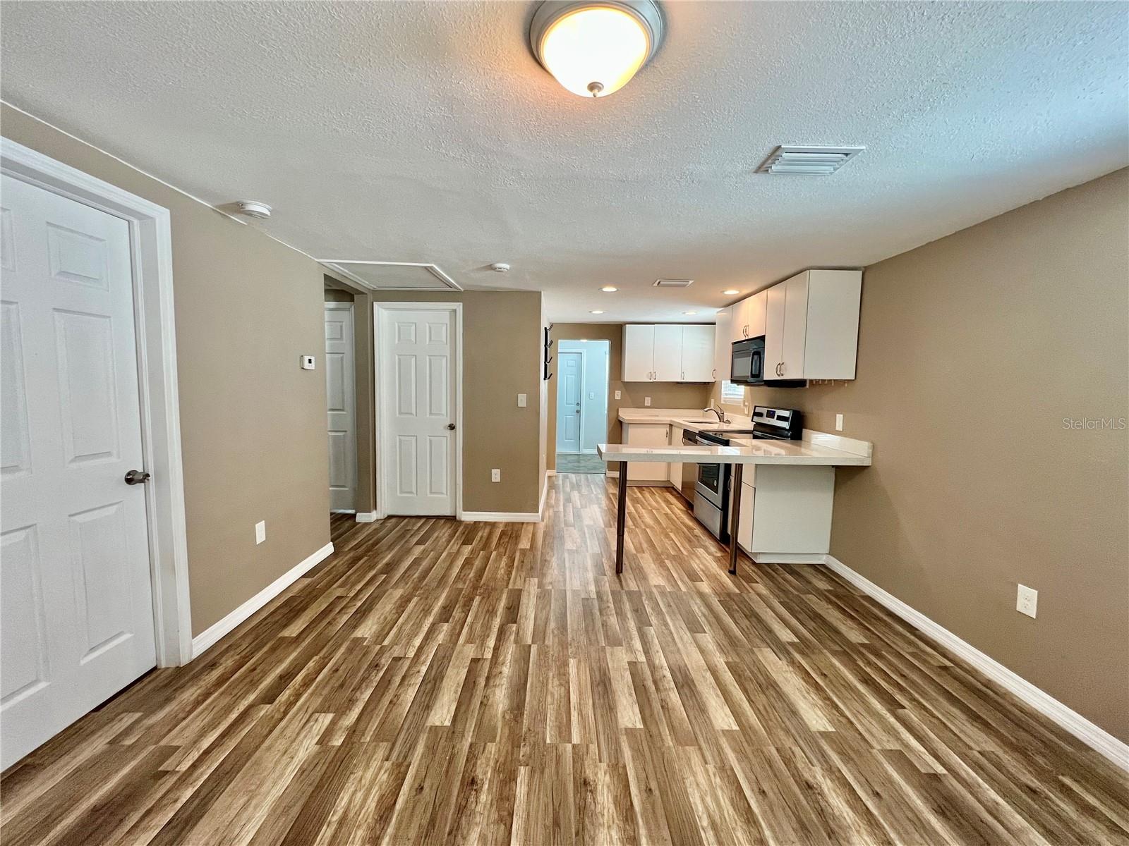 3720 W ELROD AVE, TAMPA, FL, 33611