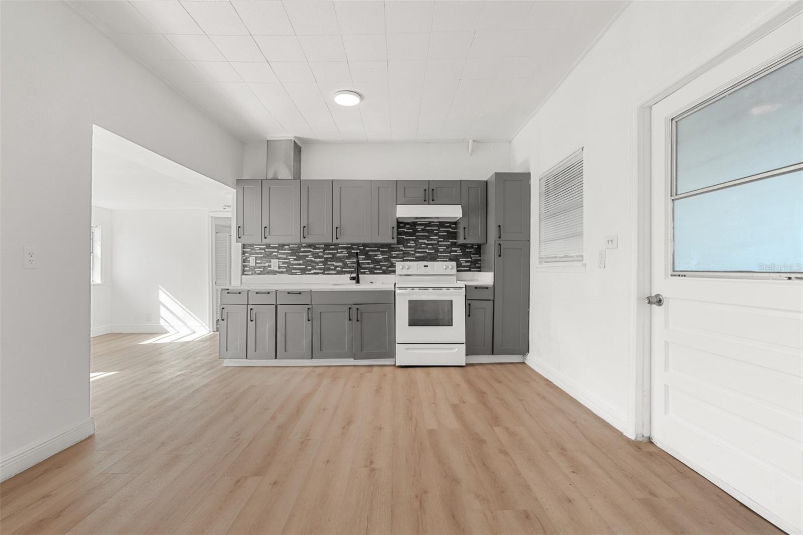 514 FITZHUGH AVE, PUNTA GORDA, FL, 33950