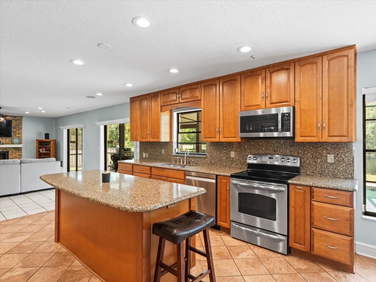 4337 HONEY VISTA CIR, TAMPA, FL, 33624