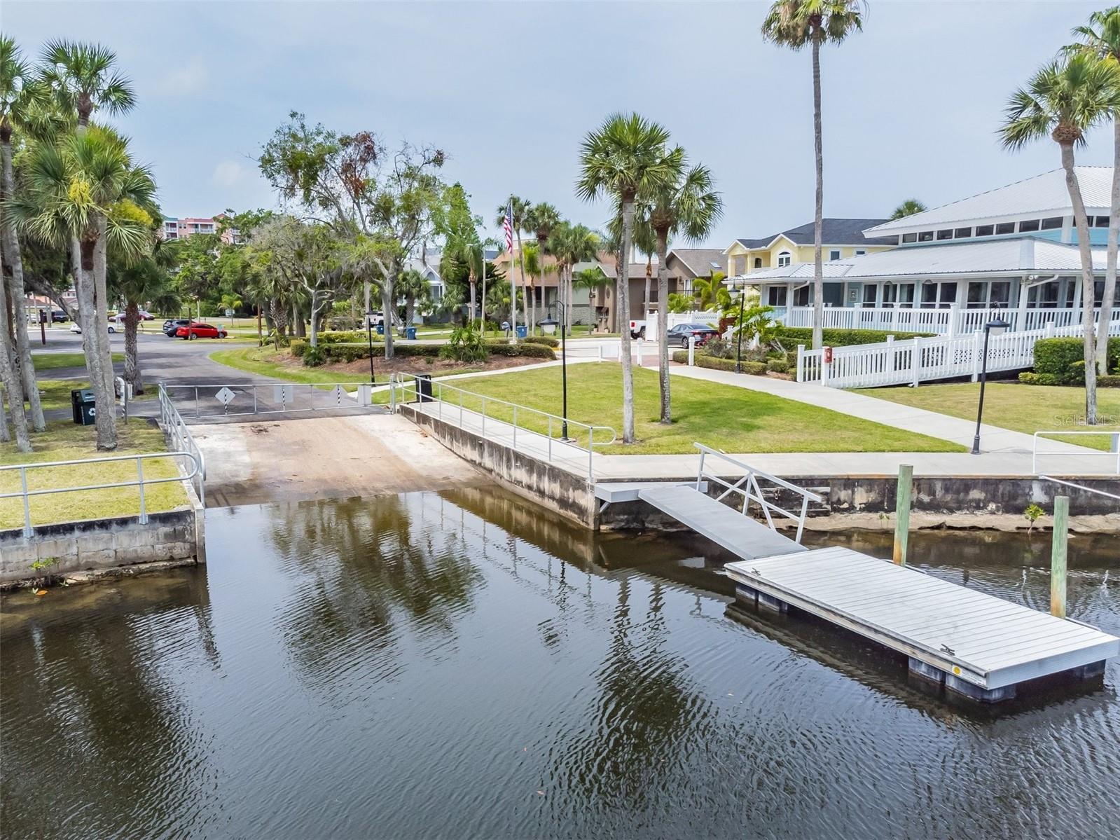 6241 BAYSIDE DR, NEW PORT RICHEY, FL, 34652